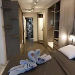 Apartmán Luxurious Luxury In - *
